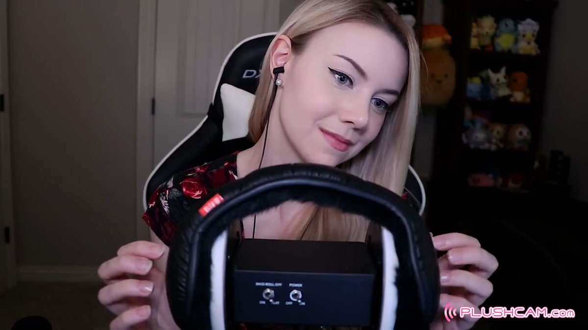 PLUSHCAM.com play live now get hot girls excited really fast on stream - DizzyKitten Earmuffs Trigger ASMR (no talking) video preview video screenshot screens picture photo
